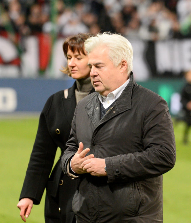 Legia - Zagłębie: Żona, brat i dzieci Jacka Magiery dziękują kibicom