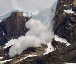 Zeszła potężna lawina, nie żyje 11 osób! Tragedia w świecie alpinistyki