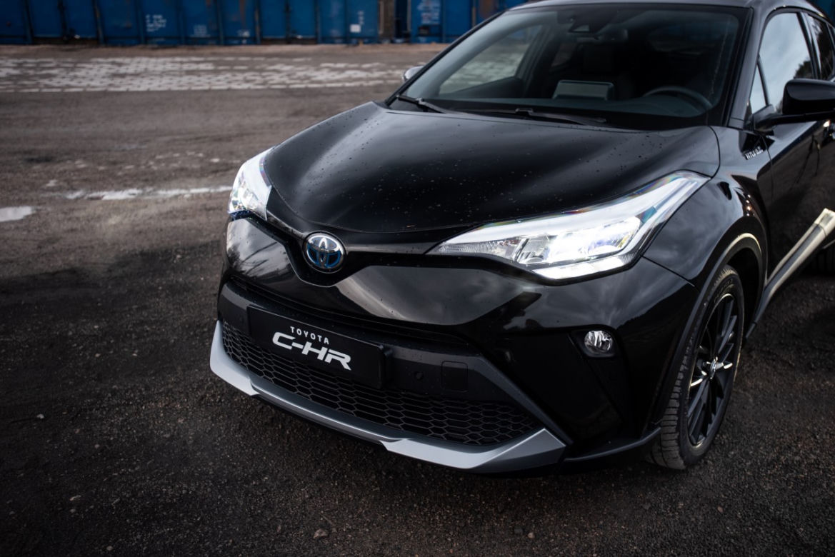 Toyota C-HR Black Edition