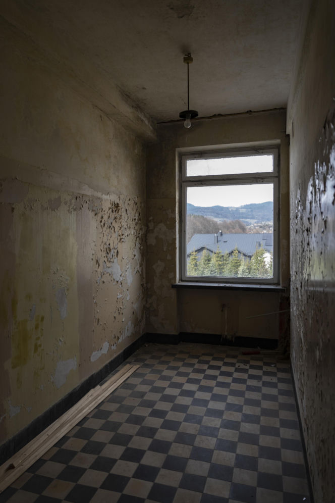 Metalowiec w Muszynie sprzed renowacji