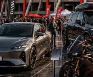 Auta sportowe, zabytkowe i motocykle. Trwają Podlaskie Targi Motoryzacyjne