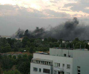 Pożar bloku w Warszawie