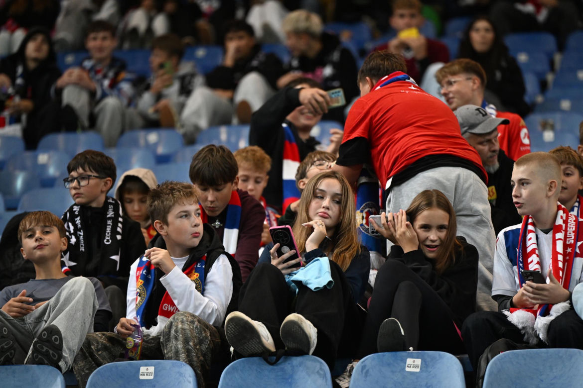 Wisła Kraków - Jagiellonia Białystok; Zdjęcia kibiców i zawodników z meczu 8. kolejki PKO BP Ekstraklasy