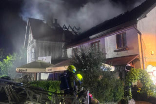 Tragiczna noc w Dusznikach-Zdroju. Ponad 10 zastępów w akcji, nie żyje jedna osoba!