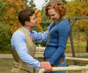 Zdjęcie z planu Music War and Love, Adelaide Clemens i Leo Suter, Park Poniatowskiego