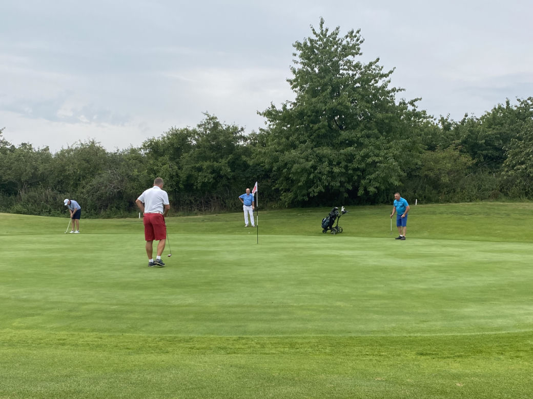 Binowo Park Golf Club