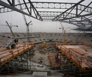 Stadion we Wroclawiu, montaz dachu (1).jpg