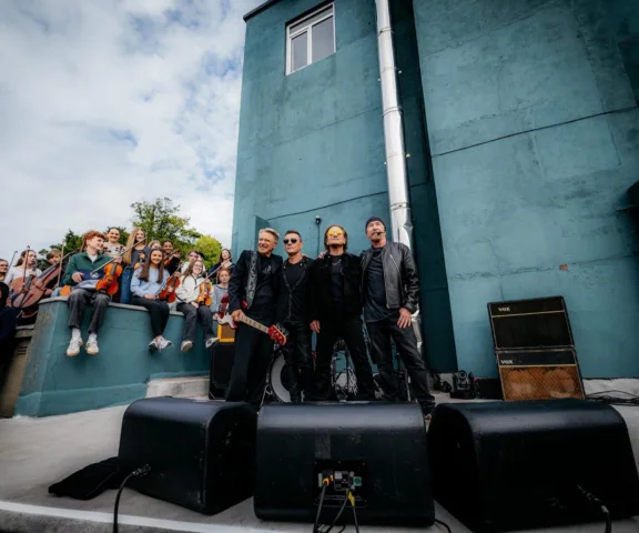U2 wrócili tam, gdzie wszystko się zaczęło. Zespół świętuje 50-lecie wyjątkowym występem