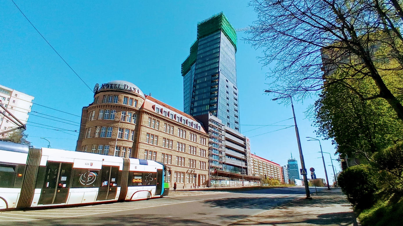 Budowa Hanza Tower - kwiecień 2020