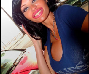 Victoria Wild