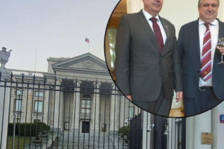 Człowiek Baruna świętował w ambasadzie Rosji. Wizyta rekomendowana