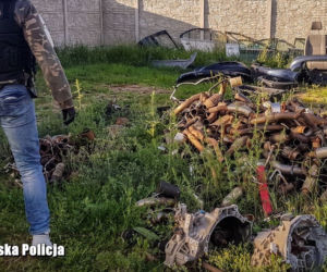Policjanci zabezpieczyli 150 katalizatorów 