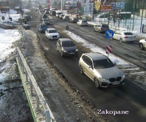 Wielkie korki na zakopiance. Turyści wracają z sylwestra