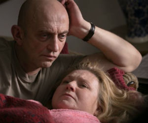 Służby specjalne. Marian Bońka (Janusz Chabior), Halina (Aldona Jankowska)