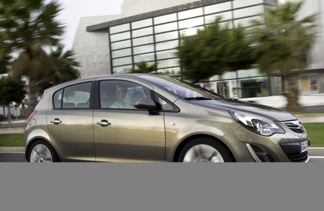 Opel Corsa 2011 - wersja 5-cio drzwiowa