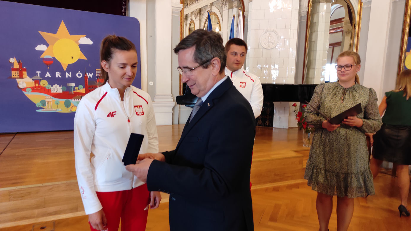 Spotkanie z tarnowskimi paraolimpijczykami w Sali Lustrzanej