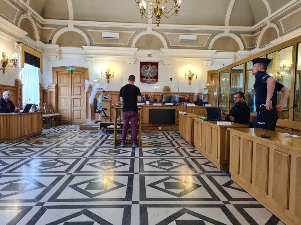 Proces Przemysława S., który miał zabić sąsiadkę w Nowej Sarzynie [GALERIA]	