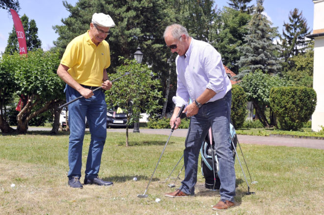 Karol Strasburger ćwiczy