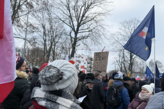 Protest przeciw Stefie Czystego Transportu w Krakowie