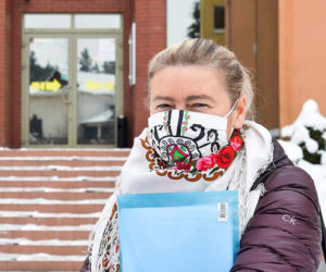 Wyrzucili ją z pracy bo skarżyła się na brak masecek