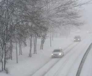 Potężne śnieżyce przejdą przez Polskę. IMGW wydał ostrzeżenia III stopnia