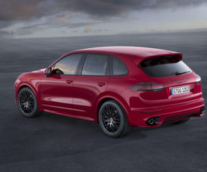 2015 Porsche Cayenne GTS