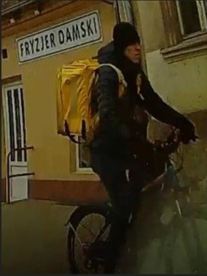 Potrącił matkę z trzymiesięcznymi bliźniaczkami i uciekł! Policja szuka dostawcy jedzenia