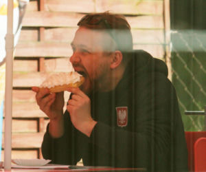 Minister Jacek Ozdoba odpłynął.