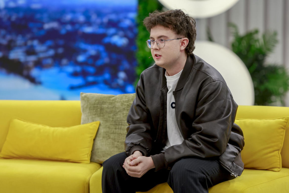 Mateusz Pawłowski jest dziś nie do poznania. Tak zmienił się Kacperek z serialu "Rodzinka.pl"