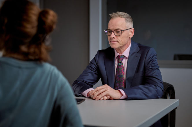 Na Wspólnej, odcinek 4178: Damian staje twarzą w twarz ze swoim prześladowcą. Krupski grozi mu poważnymi konsekwencjami - ZDJĘCIA