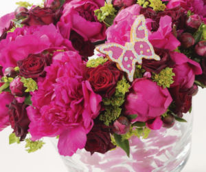Ciemnoróżowe peonie