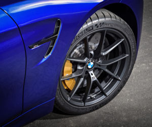 BMW M4 CS