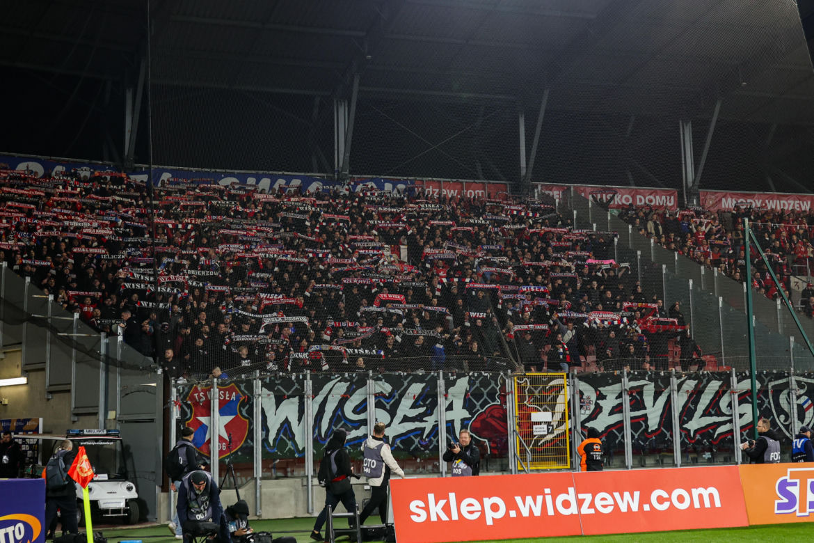 Widzew Łódź - Wisła Kraków; Zdjęcia kibiców i zawodników z meczu 11. kolejki PKO BP Ekstraklasy 2026/27