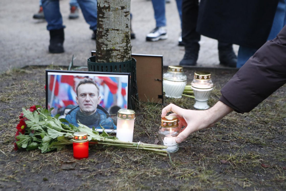 Wiec przed ambasadą Rosji na Łotwie