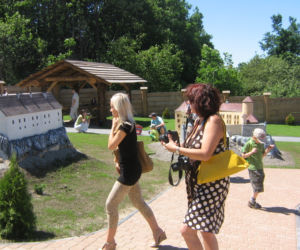 Atrakcje dla dzieci: Ogrodzieniec. Park Miniatur