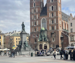 40 zł za nocleg w Krakowie? Radni podjęli zaskakującą decyzję ws. opłaty turystycznej