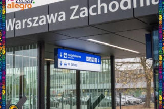 Rafał Trzaskowski oddał kask, a metro szynę. Te aukcje miejskich spółek zaskoczyły kwotami!
