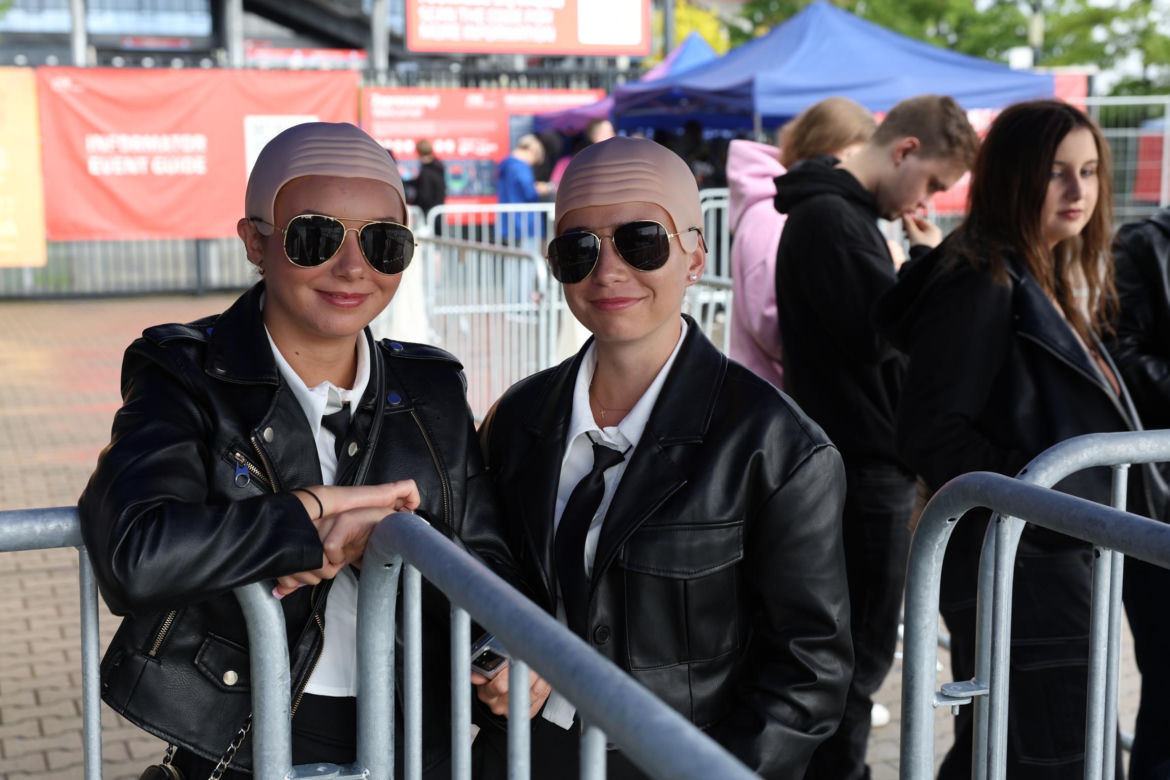 Fani przed koncertem Pitbulla