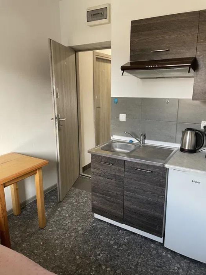 Luksus w wersji XS. 10 metrów na skraju Warszawy za jedyne 2 tys. zł