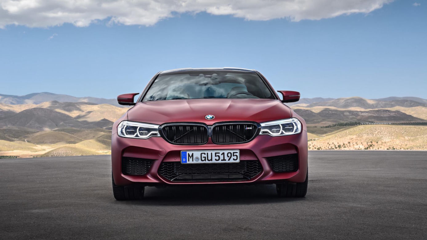 BMW M5 4.4 V8 biturbo M xDrive