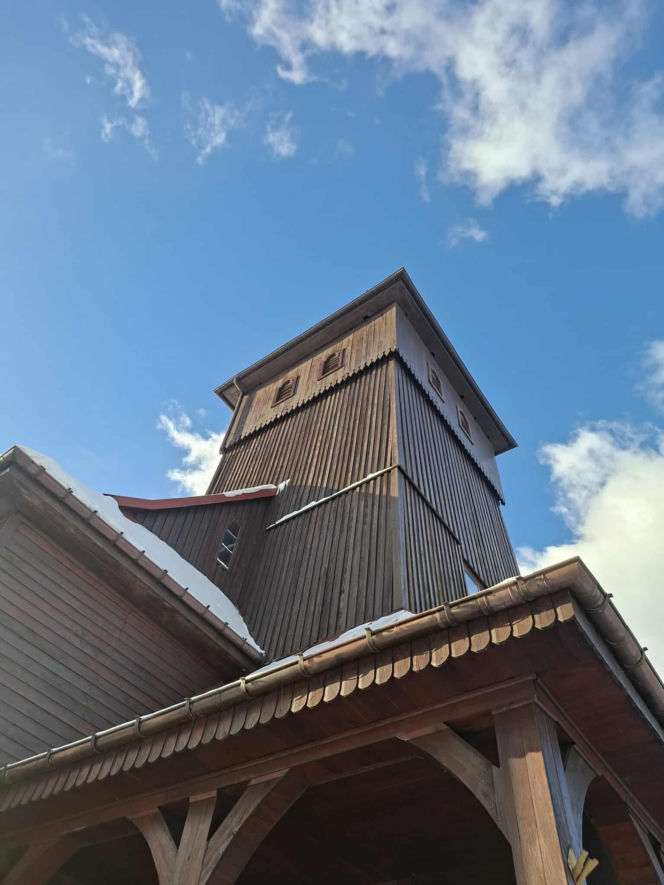 Parszów. Drewniany kościół pw. Zesłania Ducha Świętego