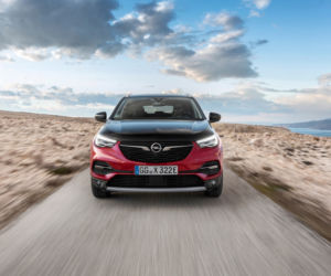 Opel Grandland X Hybrid4 