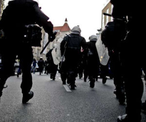 Zamieszki w Warszawie