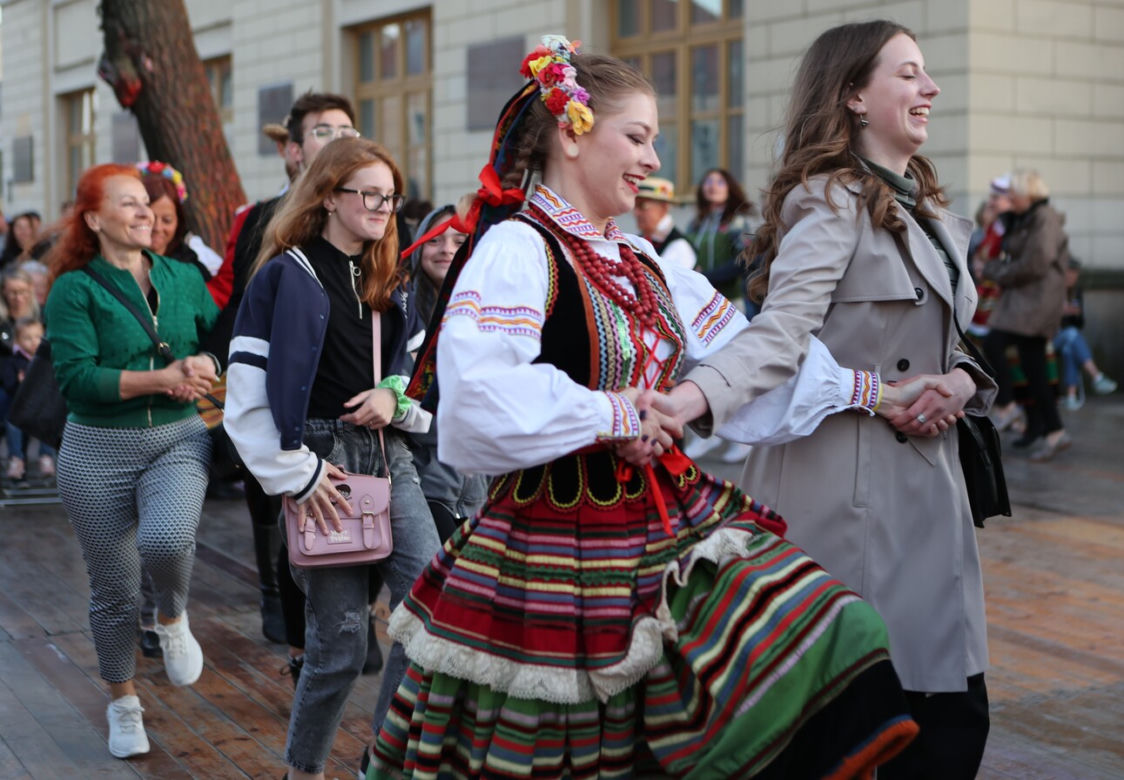 Noc Kultury 2023 pod hasłem „Połącz kropki”