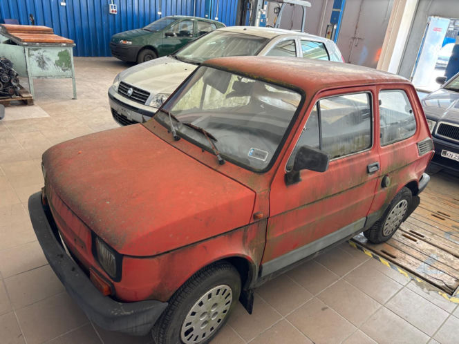 Samochodówka wygrała małego fiata. Uczniowie wyremontują go