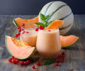 Napój z melona: orzeźwiające melonowe smoothie