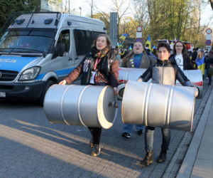  Stop finansowaniu wojen. Manifestacja w Warszawie