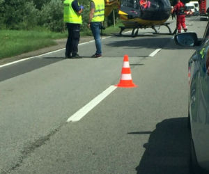 Malbork: Helikopter w akcji. Samochód w rowie [ZDJĘCIA]