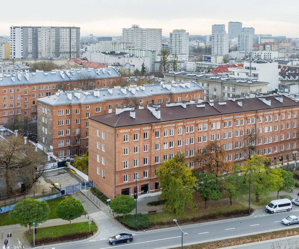 To najstarsze osiedle w Warszawie. Aby żyć jak w bajce panowały tu dziwne zasady