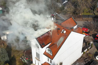 Seria groźnych pożarów pod Warszawą